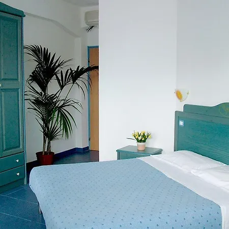 Apartmanhotel Oasi Azzurra 3*
