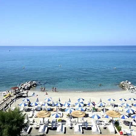 Oasi Azzurra 3* Messina