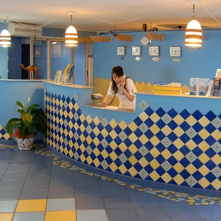 Lejlighedshotel Oasi Azzurra 3*