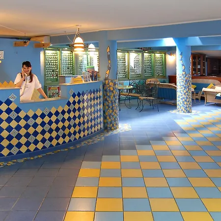 Apartmanhotel Oasi Azzurra 3*
